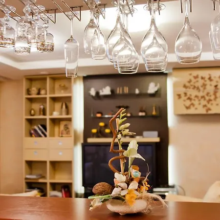 On Kazarmennyi Zavulok Apartament *