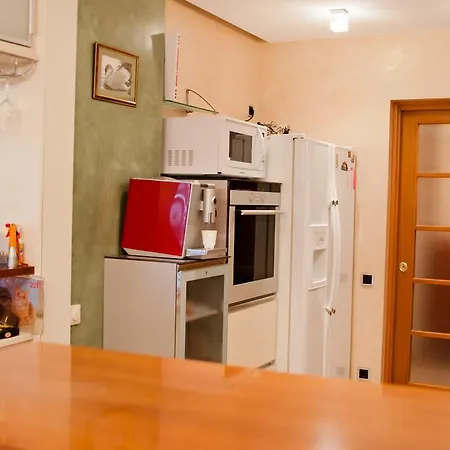 On Kazarmennyi Zavulok Apartament *